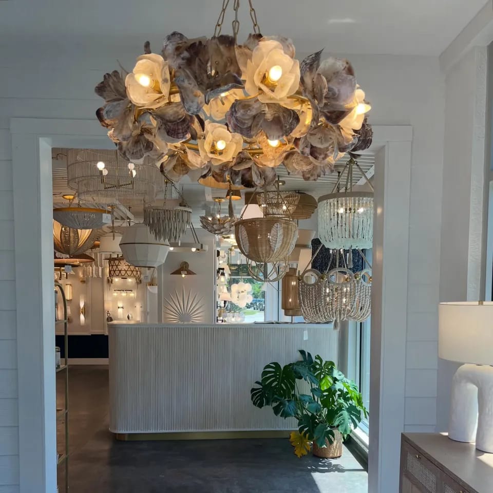 Foyer & Statement Indoor Lighting image