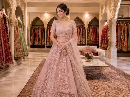 Engagement Outfit