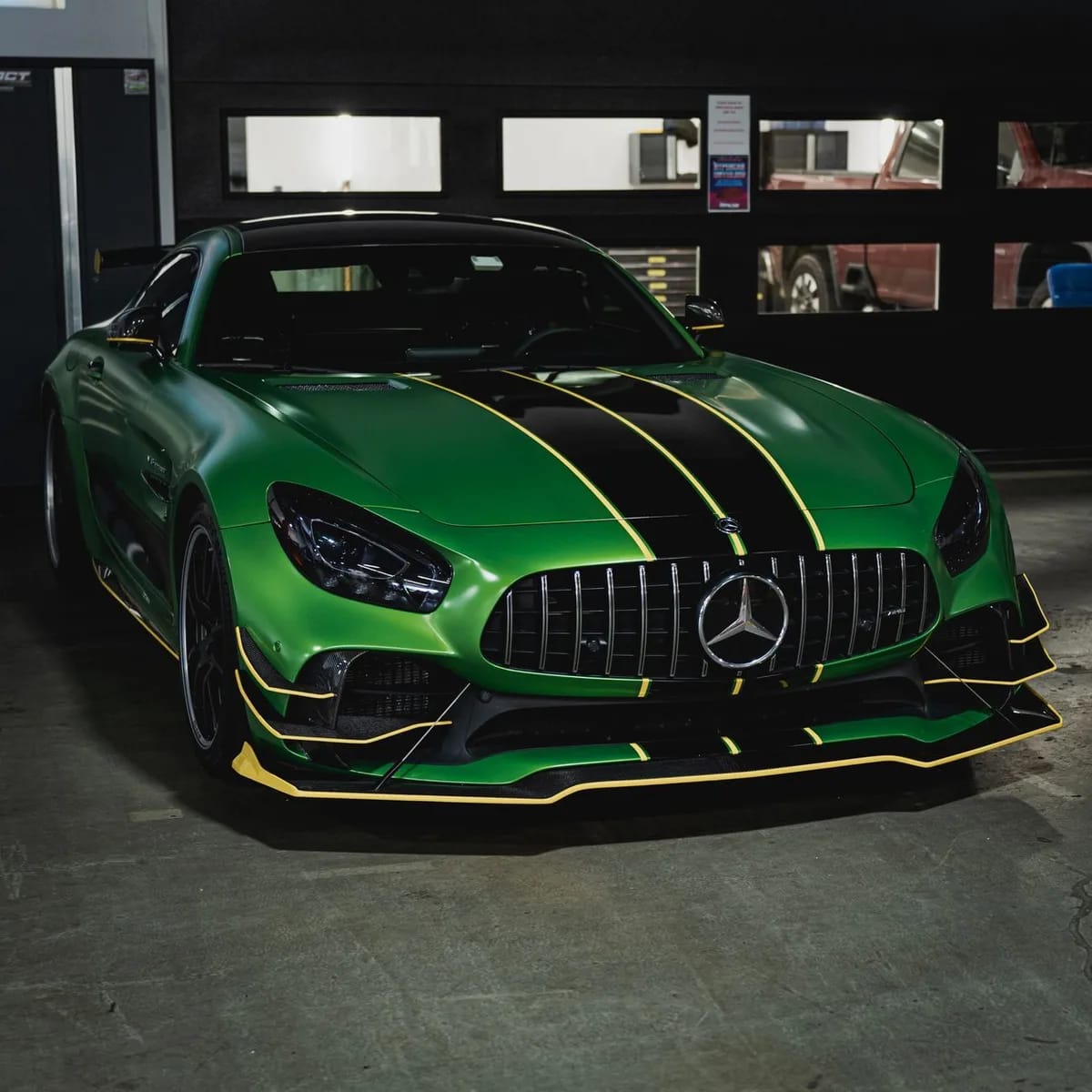 Full Color-Change Wrap image