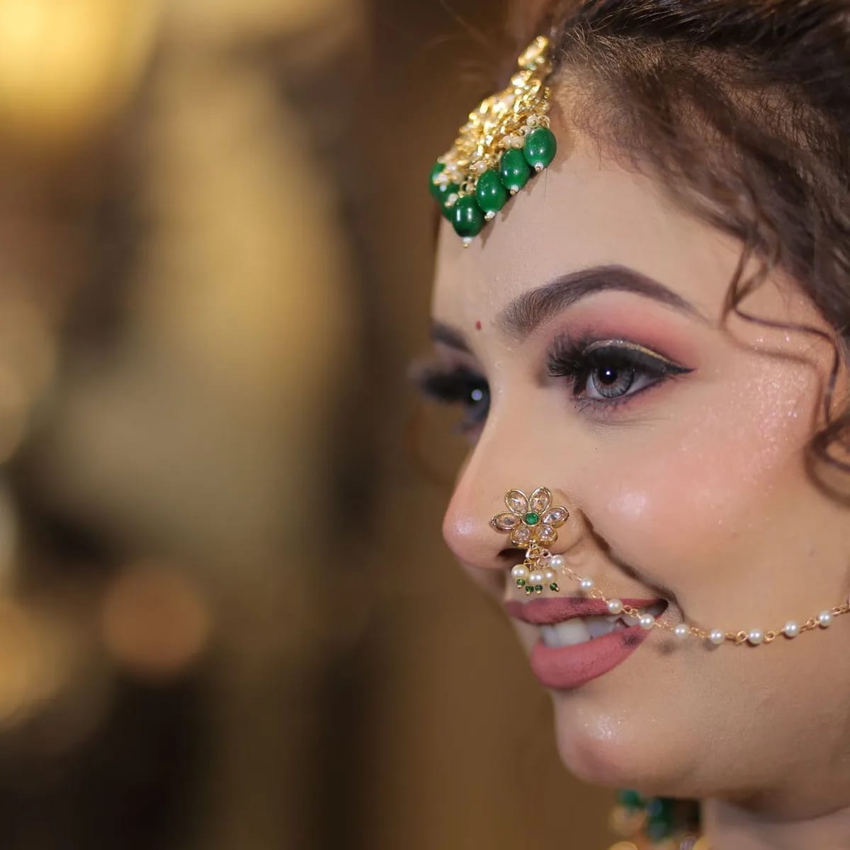 Maang Tikka & Hairpiece image