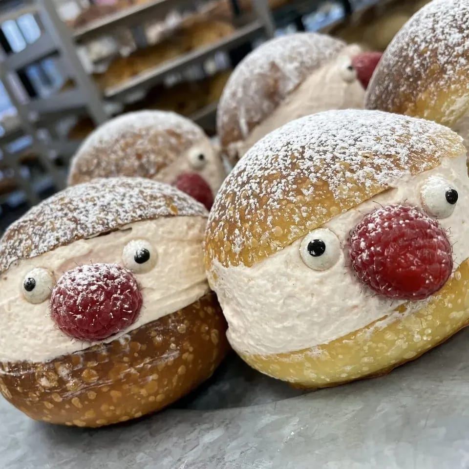 Maritozzi Cream Buns image