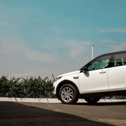 Airport-to-Hotel SUV Transfer