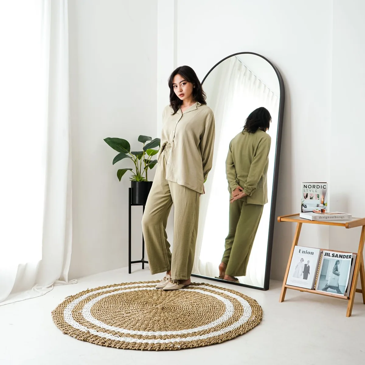 Natural Jute Dining Rug image