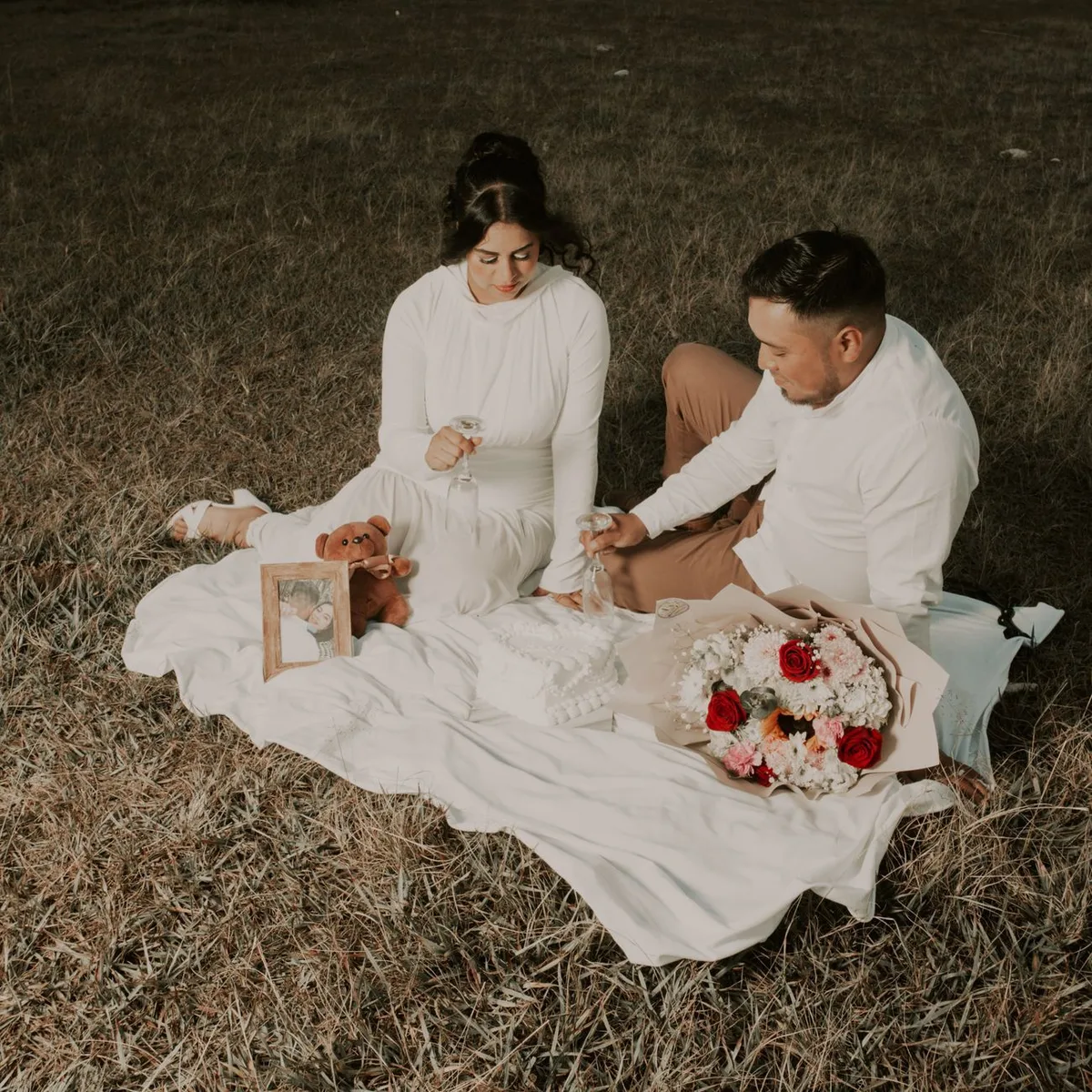 Private Lawn Lunch Setup image